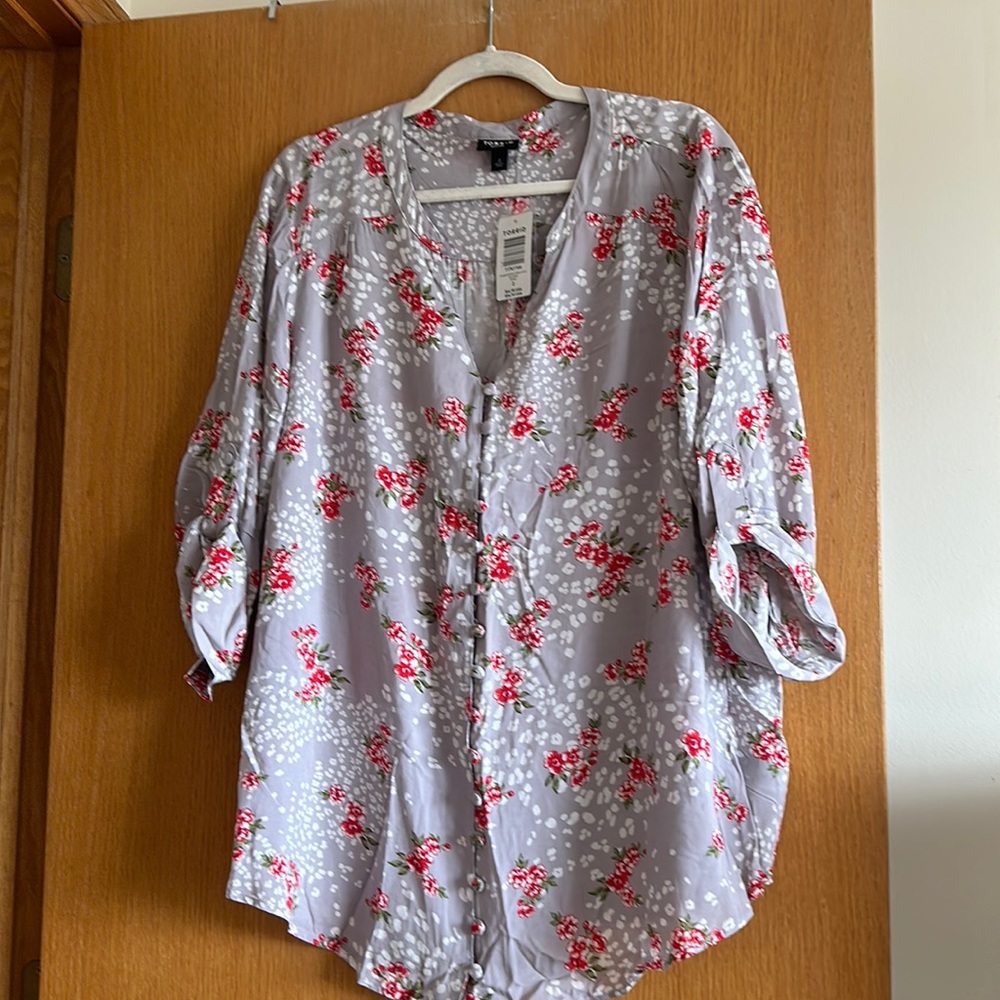 Pretty torrid 3/4 sleeve blouse